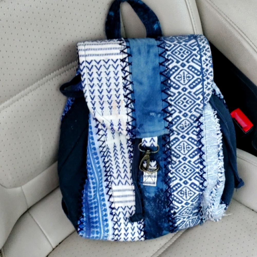 The cutest lil' purse...